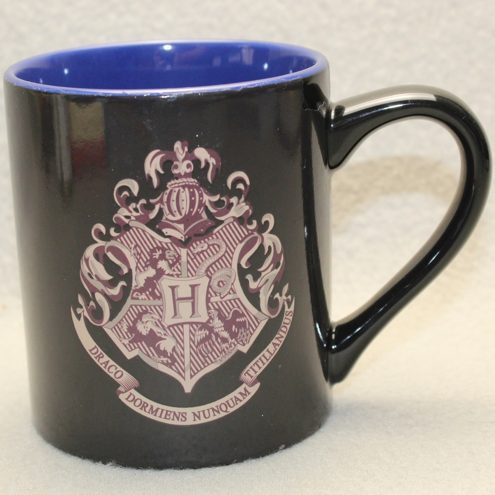 Harry Potter Hogwarts Crest Coffee Mug Black Blue‎ Ceramic Wizarding World Gift